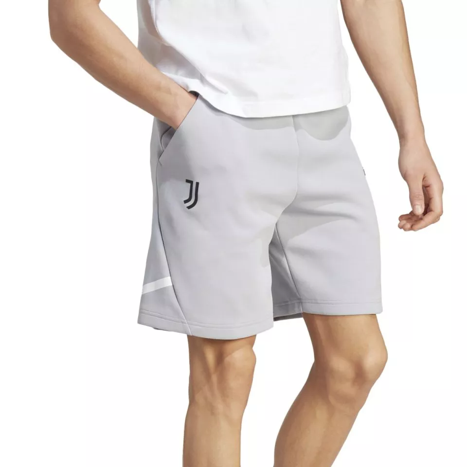 adidas JUVENTUS DESIGNED FOR GAMEDAY SHORT Rövidnadrág