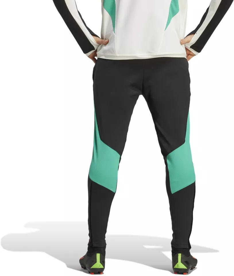 Pantalón adidas MANCHESTER UNITED TIRO 23 TRAINING PANTS