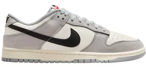 Dunk Low Sneaker
