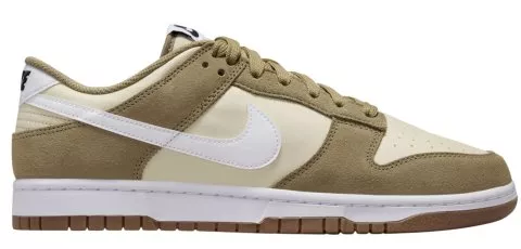 Dunk Low Retro SE Sneaker