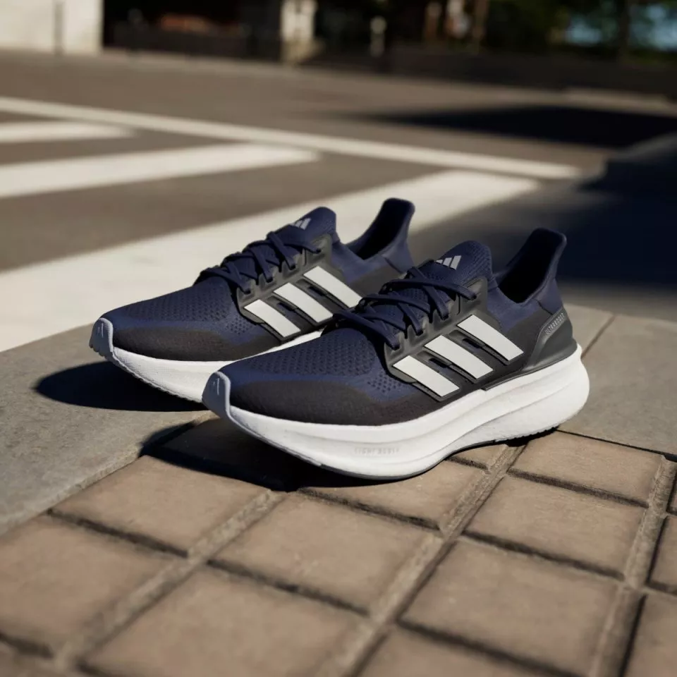 Pánské běžecké boty adidas Ultraboost 5