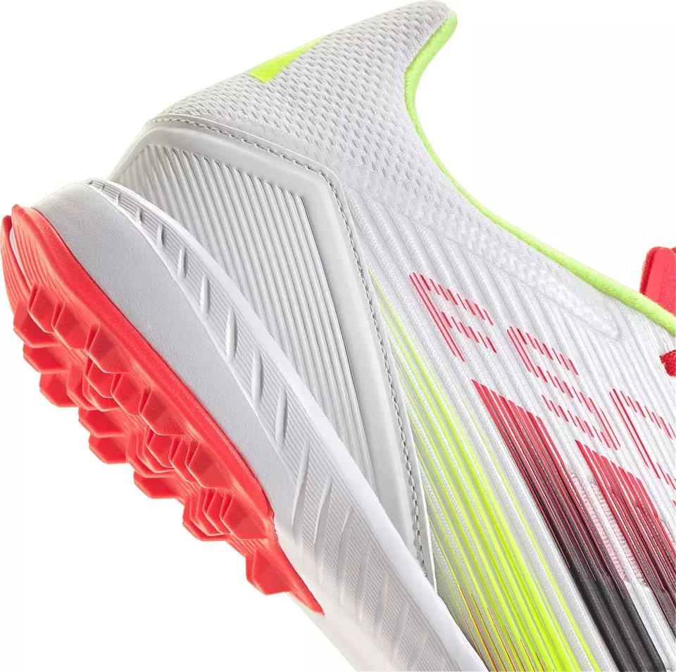 Футболни обувки adidas F50 LEAGUE TF