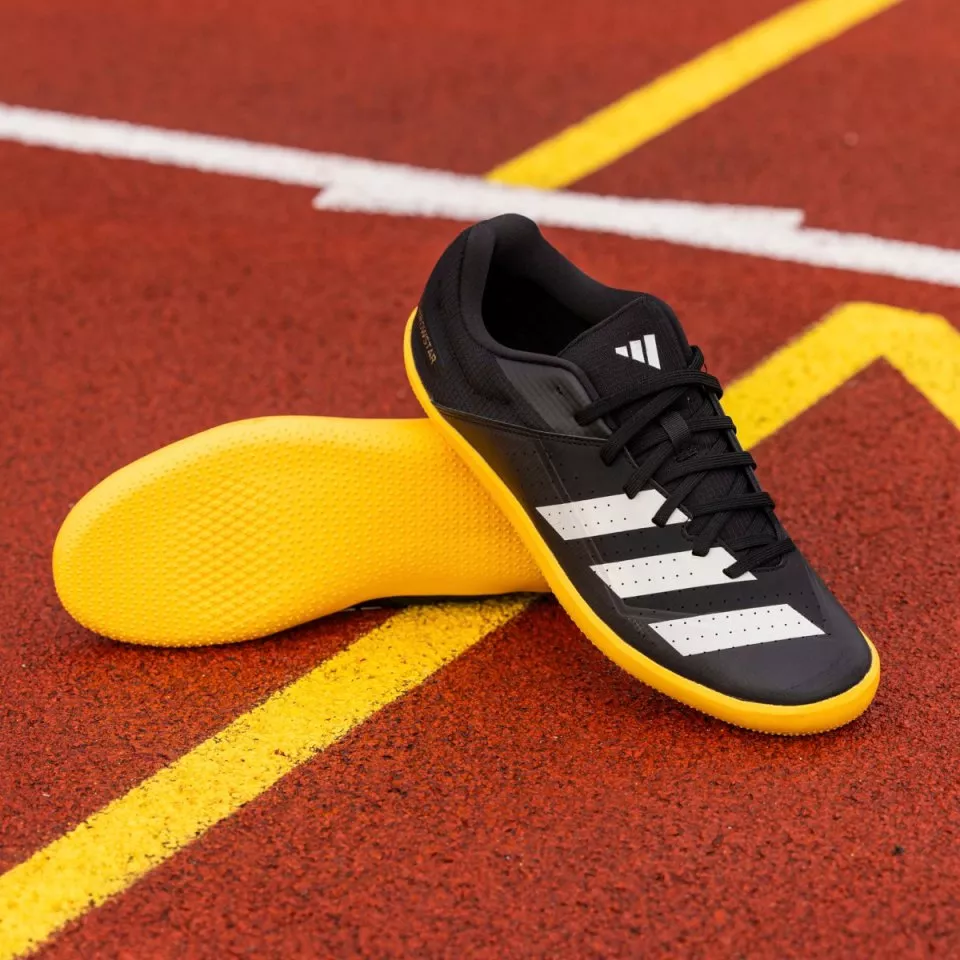 Spikes adidas throwstar