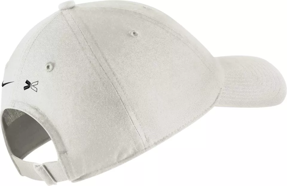 Šiltovka Nike Everyone Watches Women's Sports Cap