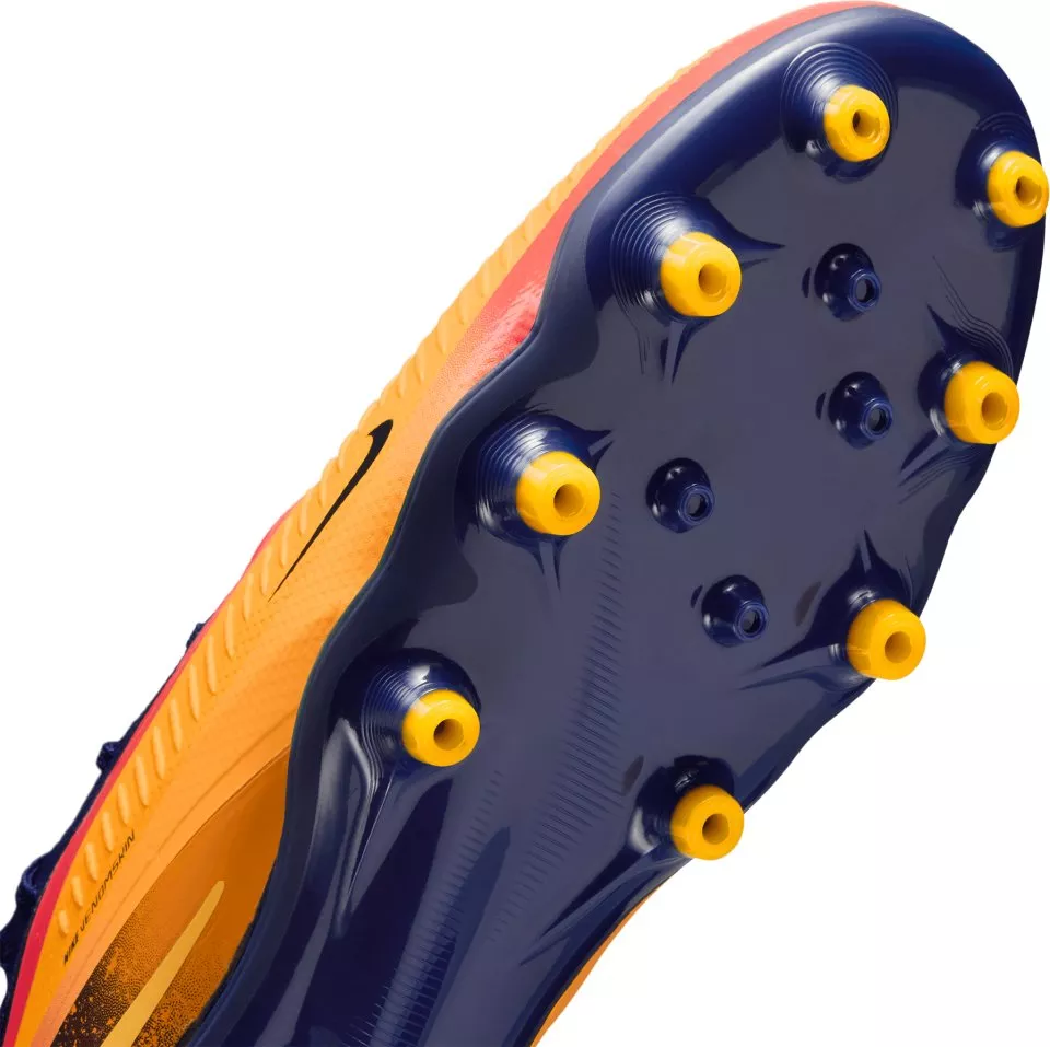 Nogometni čevlji Nike Phantom 6 Low Pro 