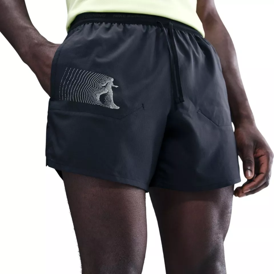Σορτς Nike Stride 5inch