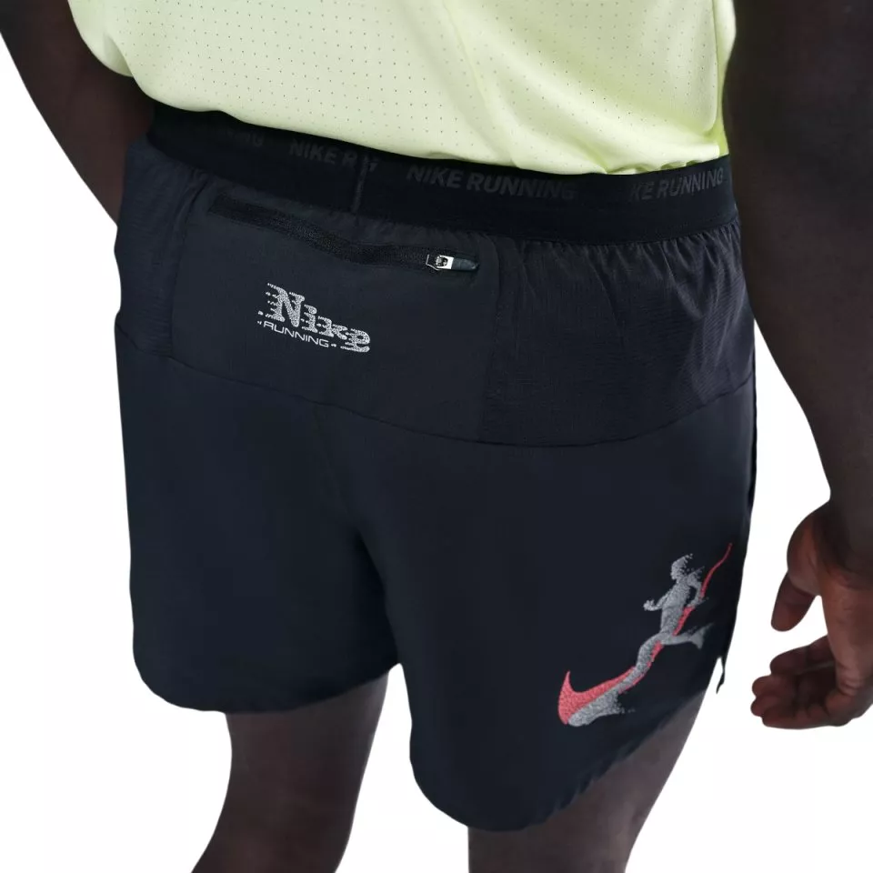 Σορτς Nike Stride 5inch