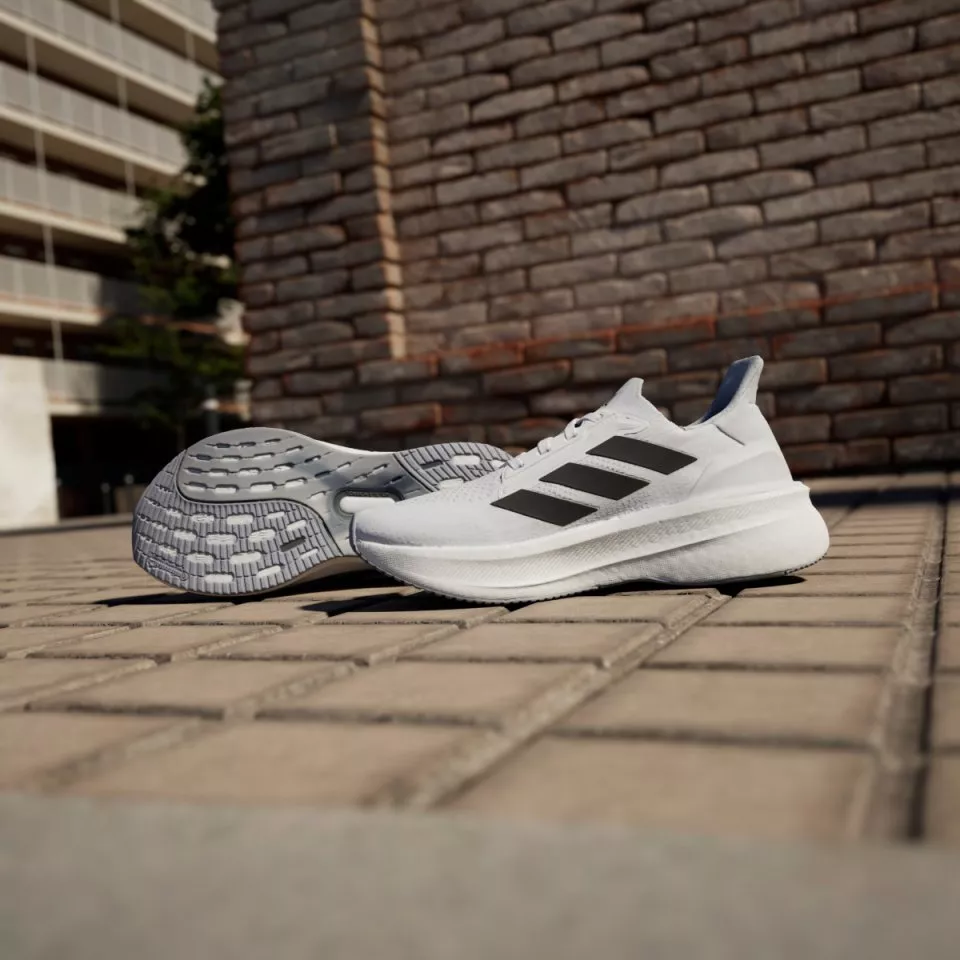 Tekaški copati adidas ULTRABOOST 5X W
