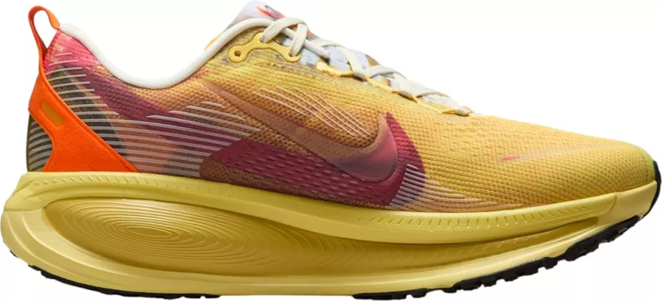 Tekaški copati Nike Vomero 18 SE