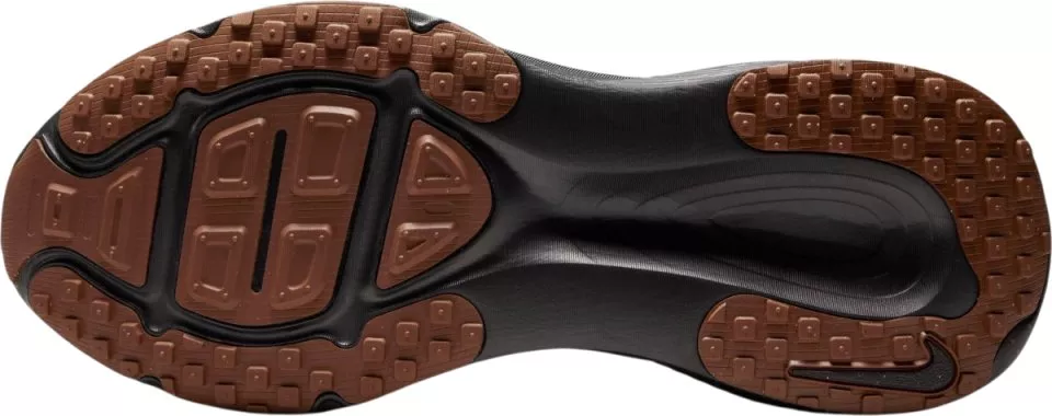 Tekaški copati Nike Vomero 18