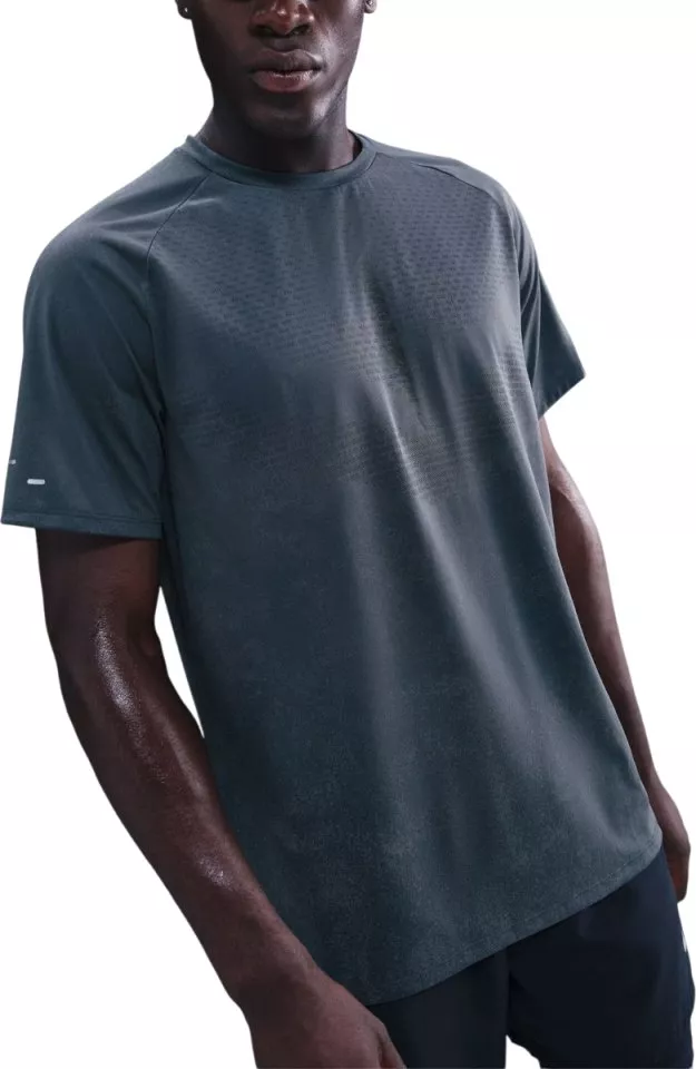 T-shirt Nike Stride