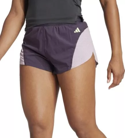 Women's running apparel  3877 Number of products 