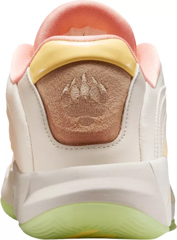 Basketbal schoenen Jordan Luka 4