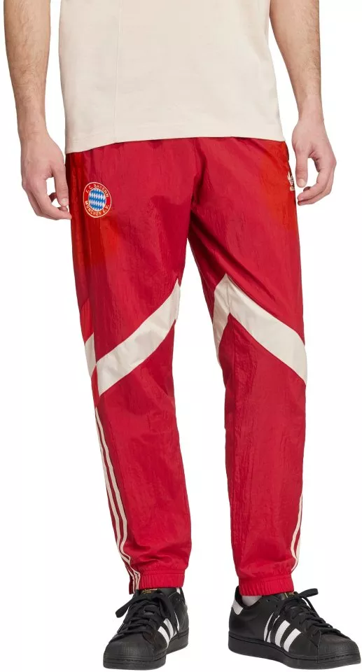 Byxor adidas Originals FCB OG TP