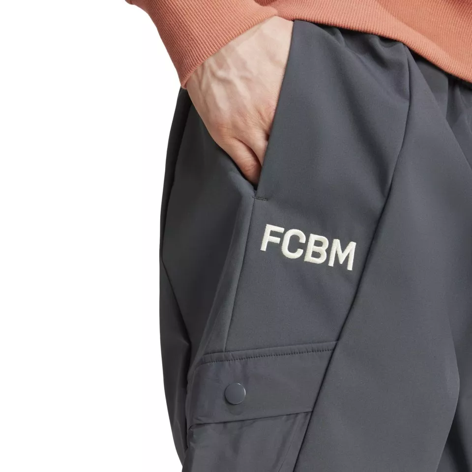 adidas FCB SZN CGPN Nadrágok