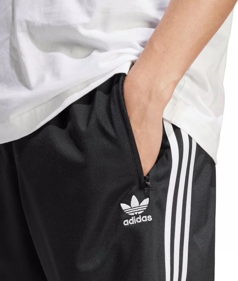 Pantalón corto adidas Originals FIREBIRD SHORTS