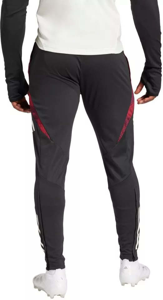 Pantaloni adidas MUFC TR PNT