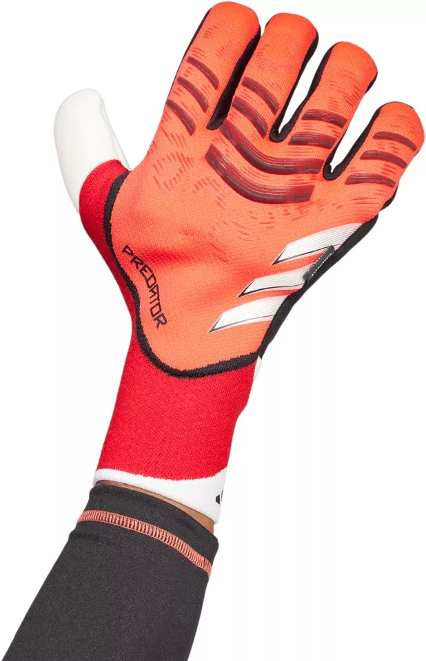 Goalkeeper's gloves adidas PRED GL PRO FS
