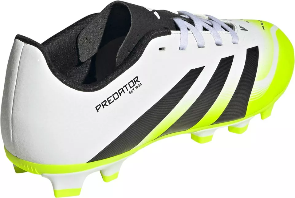 Футболни обувки adidas PREDATOR CLUB FG/MG J