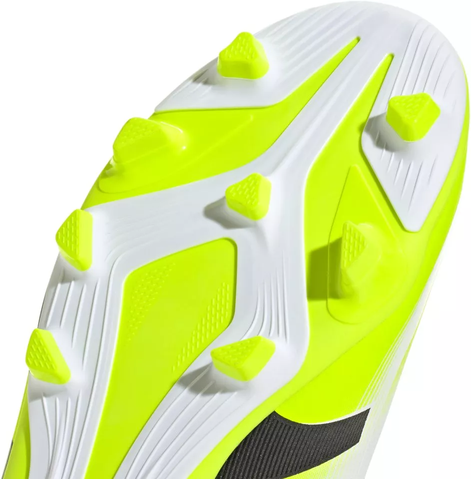 Футболни обувки adidas PREDATOR CLUB FG/MG J