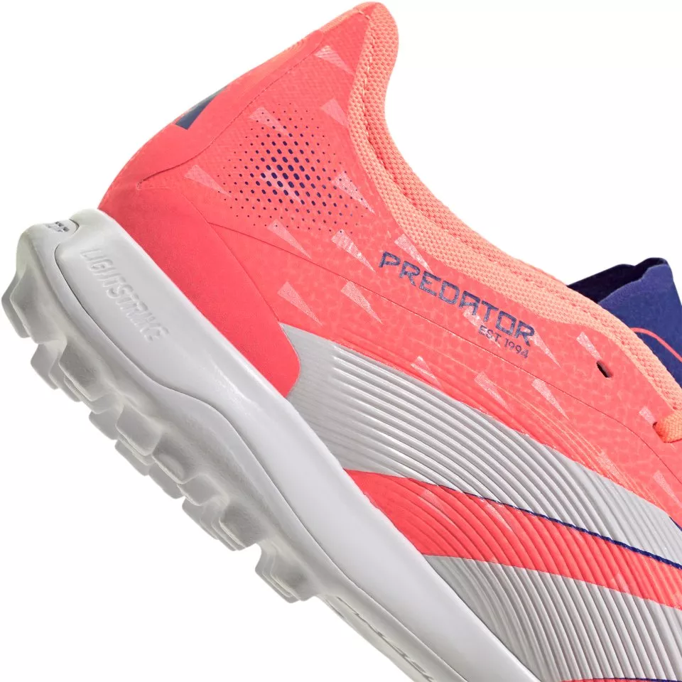 Fotbollsskor adidas Predator Pro TF