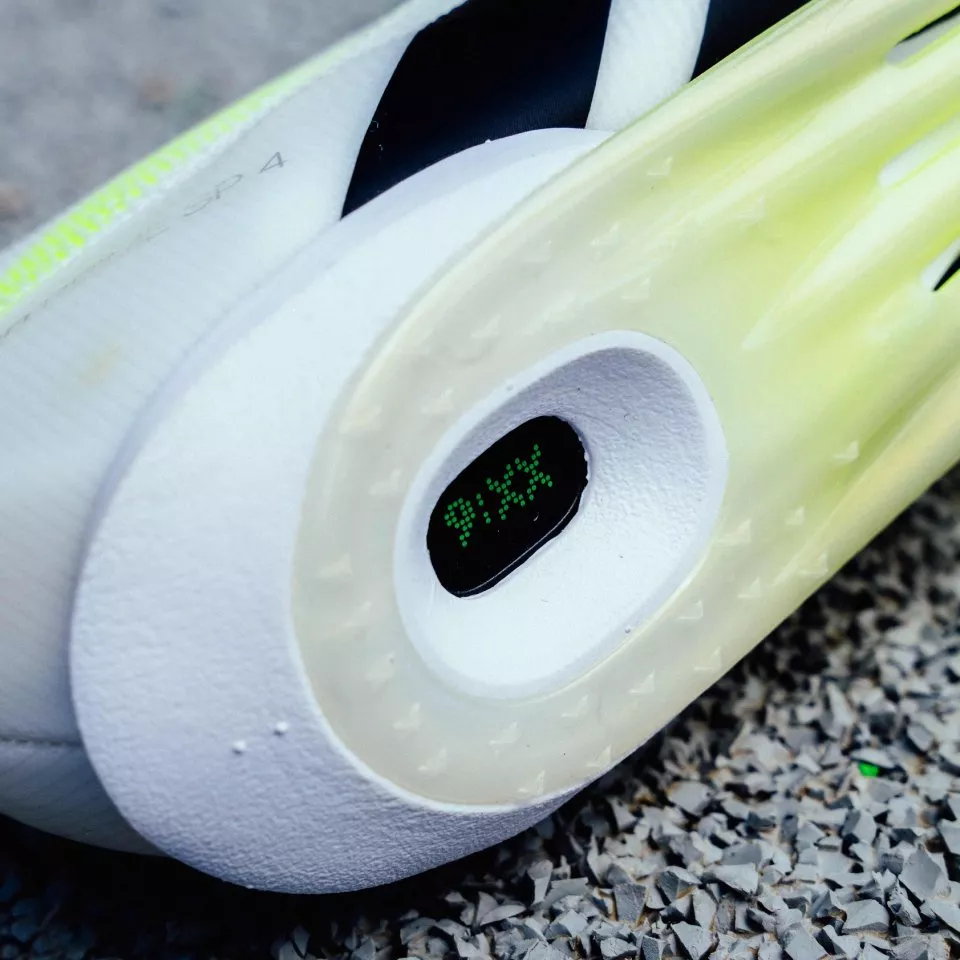 adidas ADIZERO PRIME SP 4 Futócipő