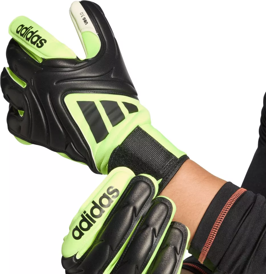adidas Copa League Goalkeeper Gloves Kapuskesztyű