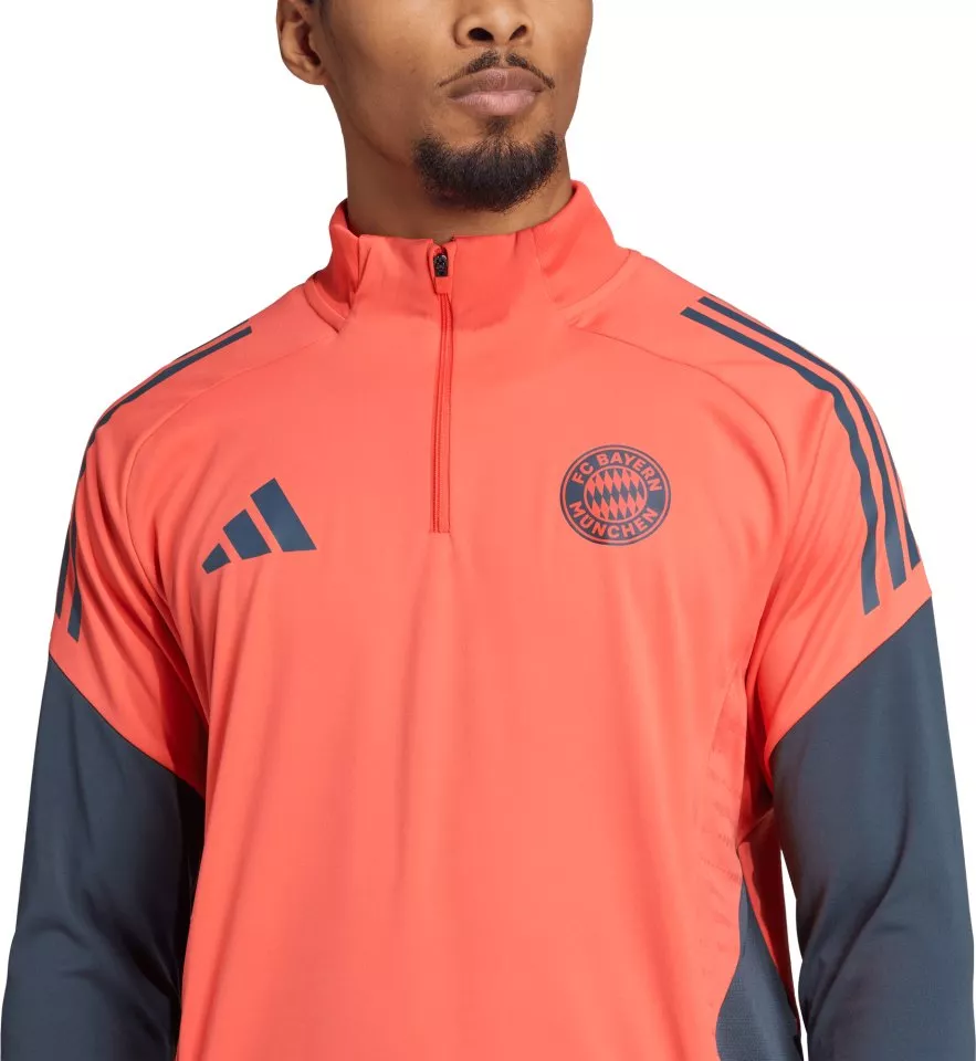 Camiseta de manga larga adidas FC Bayern 2025/26 Tiro25 Competition Training Top