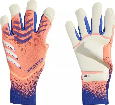 Predator Pro Hybrid PC Goalkeeper Gloves