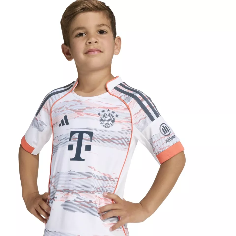 Komplet adidas FC Bayern München 2025/26 Away Kids Set
