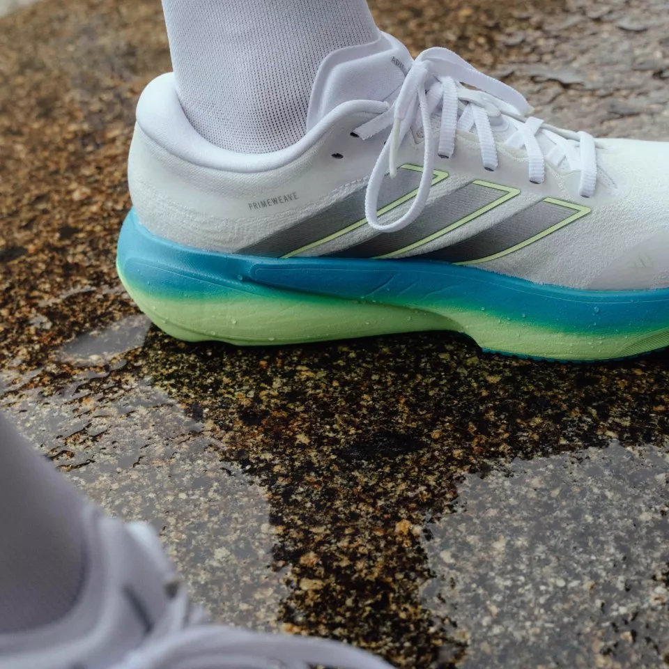 Running shoes adidas Supernova Rise 3