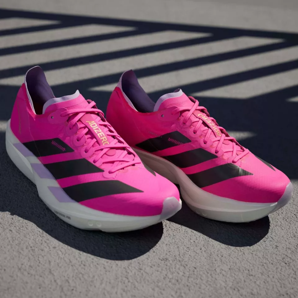 Tekaški copati adidas Adizero Takumi Sen 11