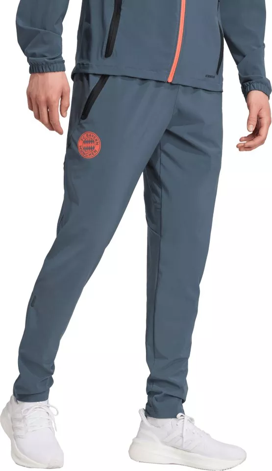 Pantaloni adidas FC Bayern Tiro25 Competition Vis Tech Travel Pant