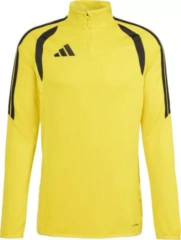 Tiro 26 League Training