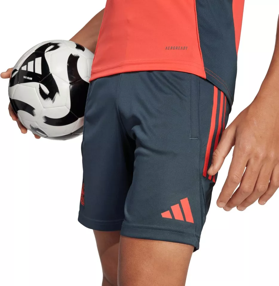 Calções adidas FC Bayern 2025/26 Tiro25 Competition Training Shorts Kids