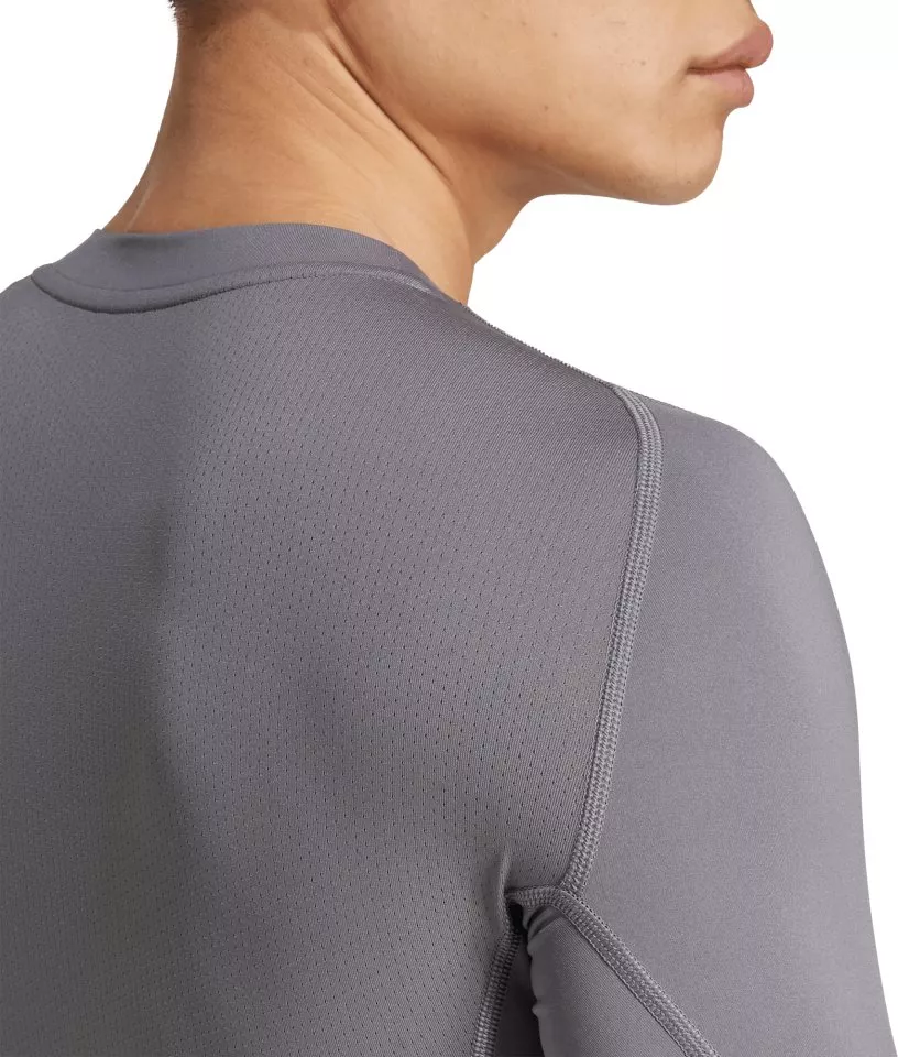 Tricou cu maneca lunga adidas Techfit Longsleeve