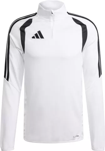 Tiro 26 League Training