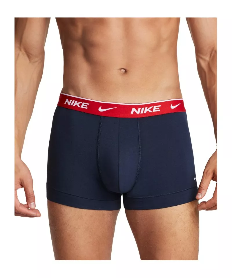 Nike Trunk