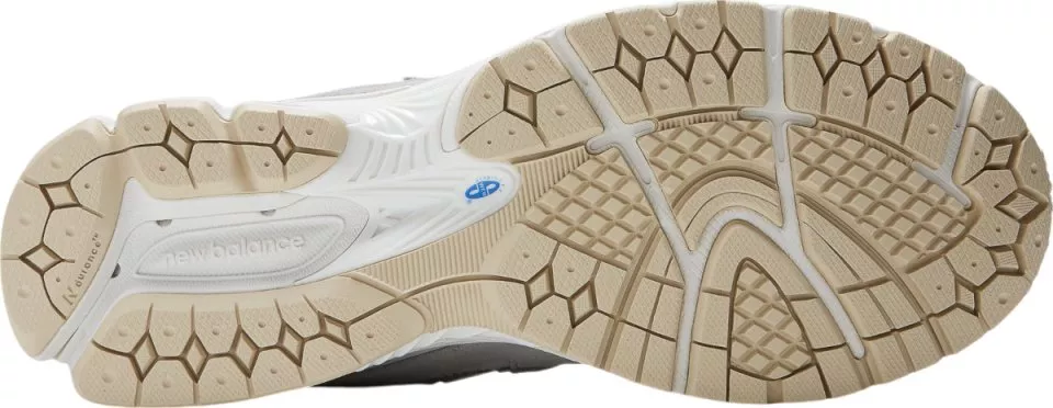 Zapatillas New Balance 2002R