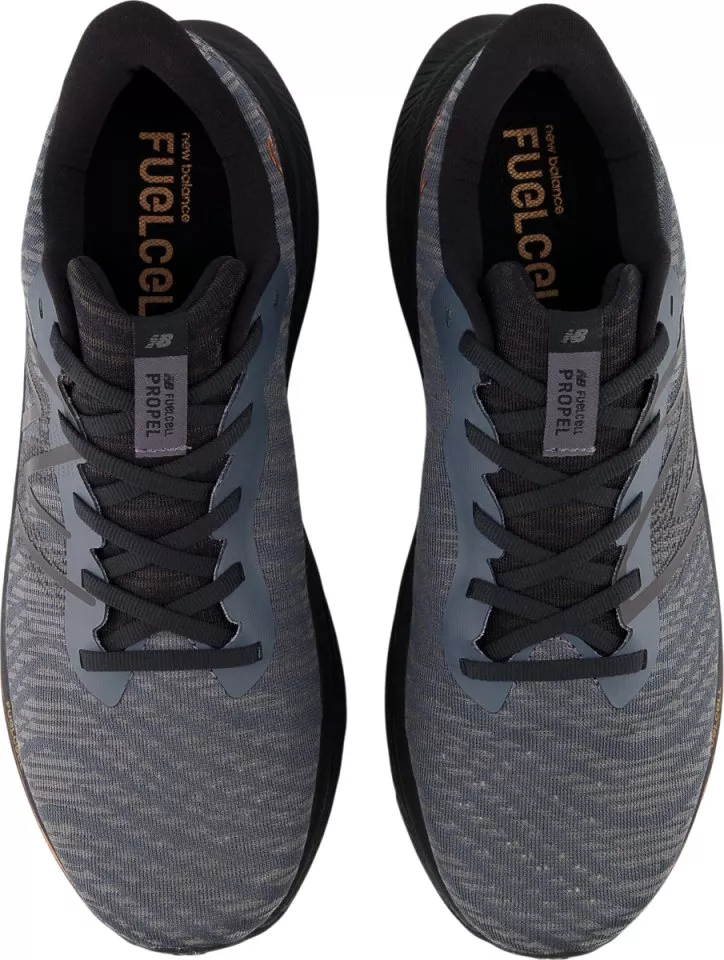 Pánské běžecké boty New Balance FuelCell Propel v4