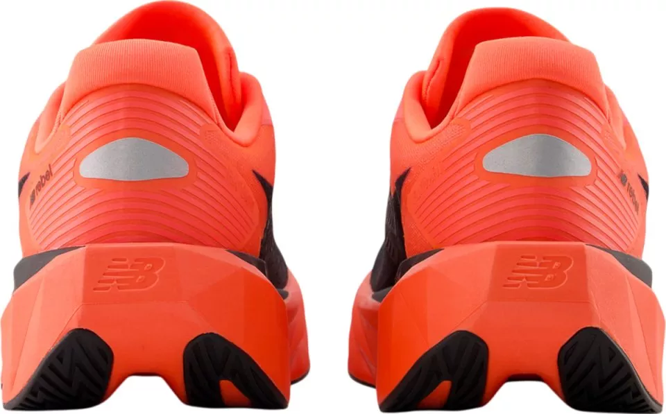 Sapatilhas de Corrida New Balance FuelCell Rebel v5