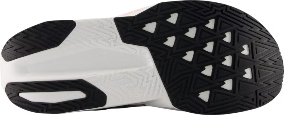 Tekaški copati New Balance TCS NYC Marathon FuelCell Rebel v5