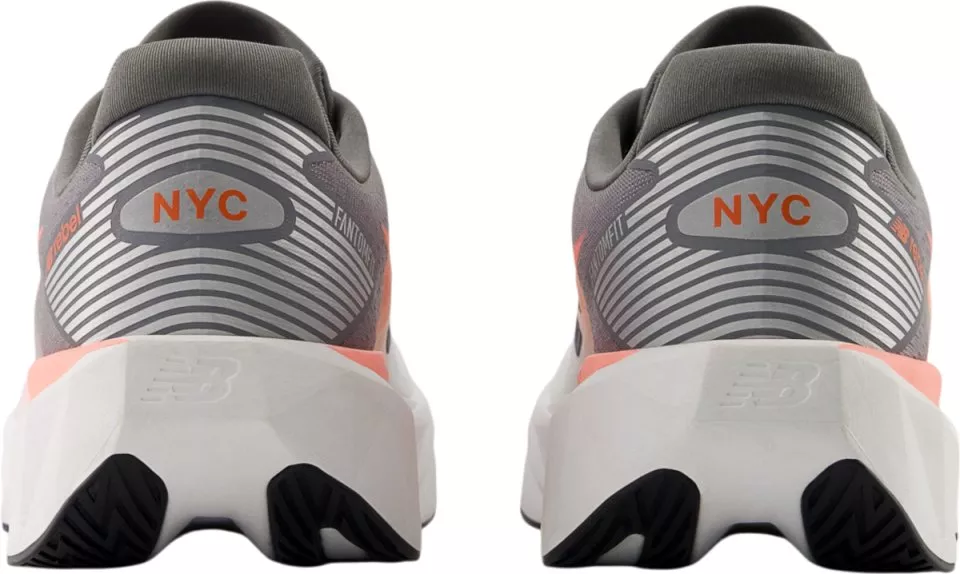 Tekaški copati New Balance TCS NYC Marathon FuelCell Rebel v5