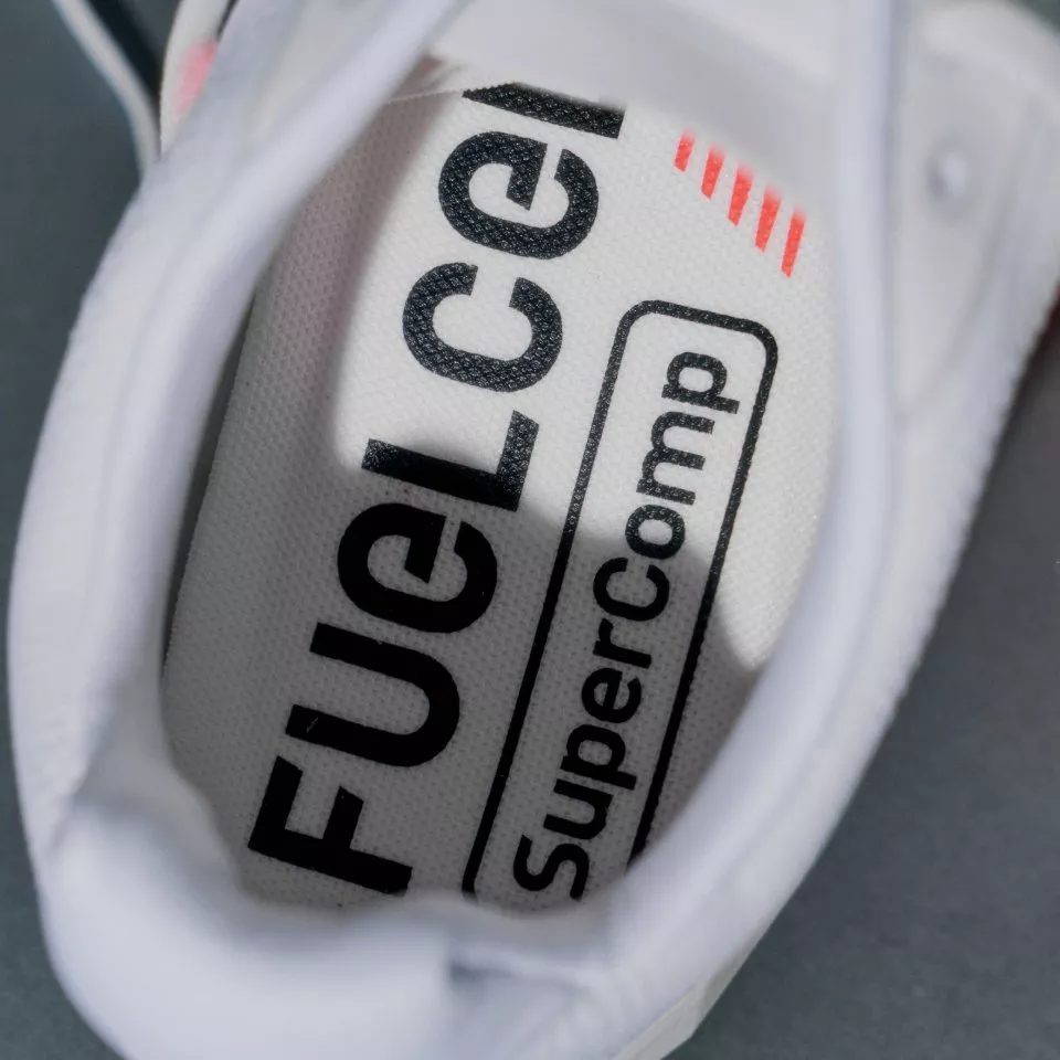 Laufschuhe New Balance FuelCell SuperComp Elite v5