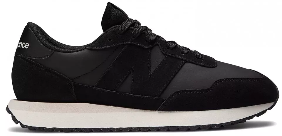 Incaltaminte New Balance 237