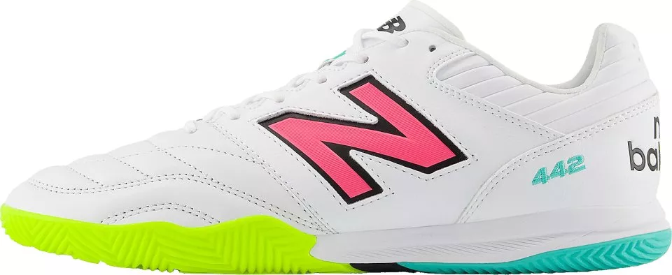 New Balance 442 Pro In v2 Beltéri focicipő