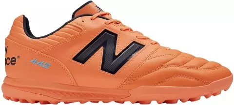 New Balance Tekela V4+ Magia Mid FG