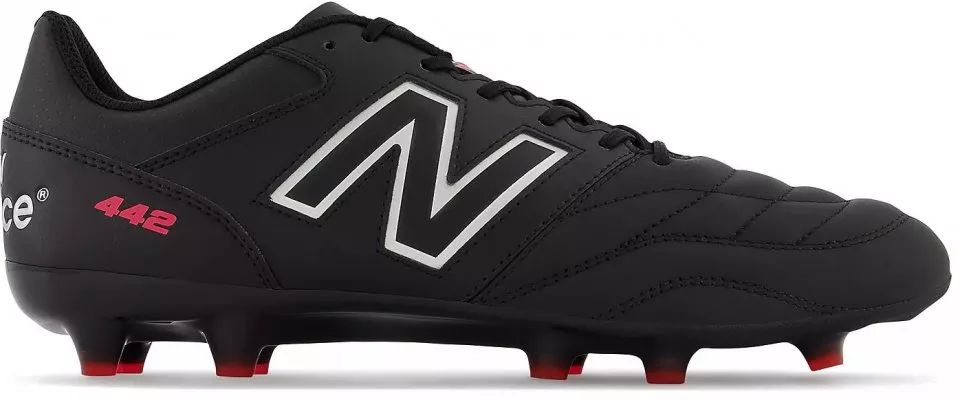 New balance football boots all black online