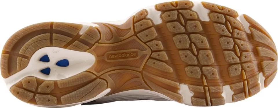 Παπούτσια New Balance 530