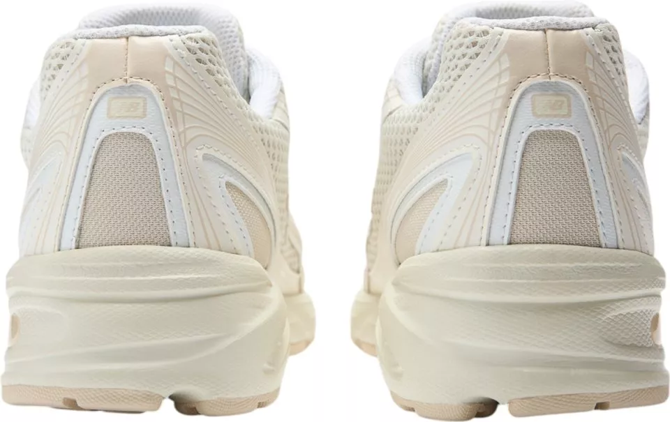 New Balance 740 Cipők